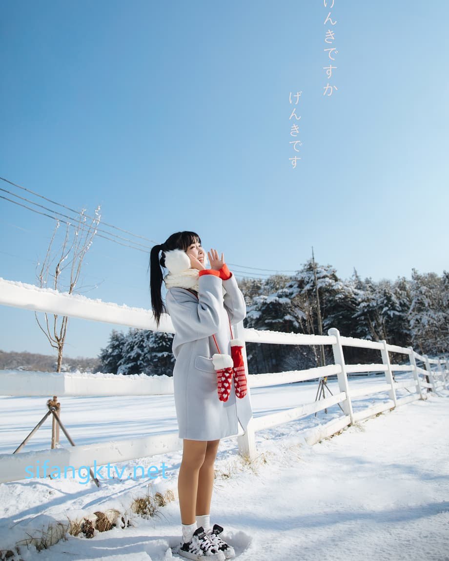 校服
